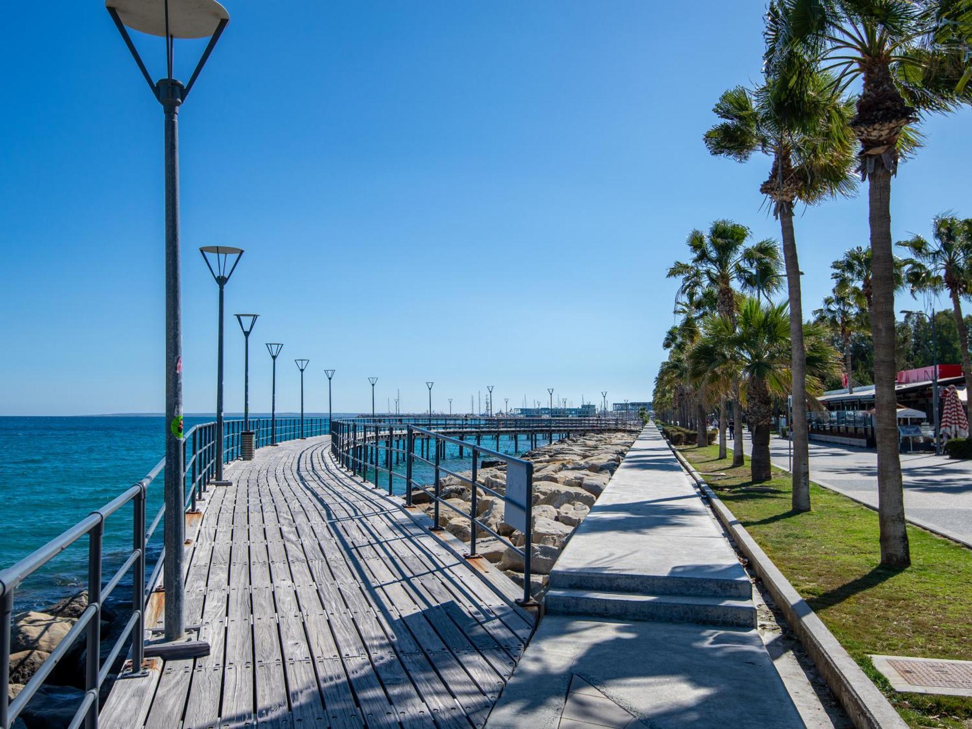 Sanders River Plaza Limassol Luaran gambar