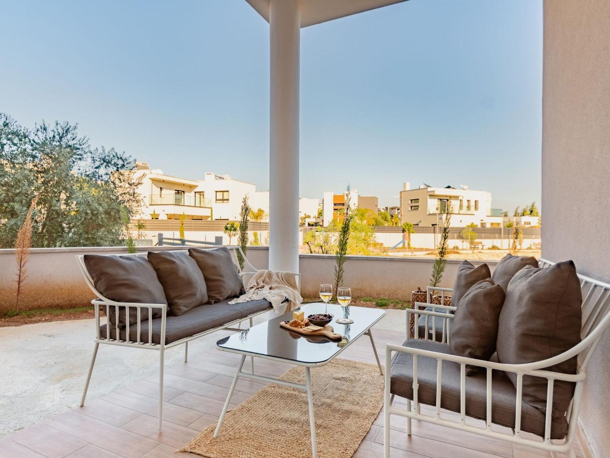 Sanders River Plaza Limassol Luaran gambar